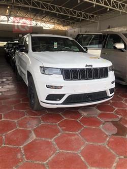جیپ گراند شیرۆکی
